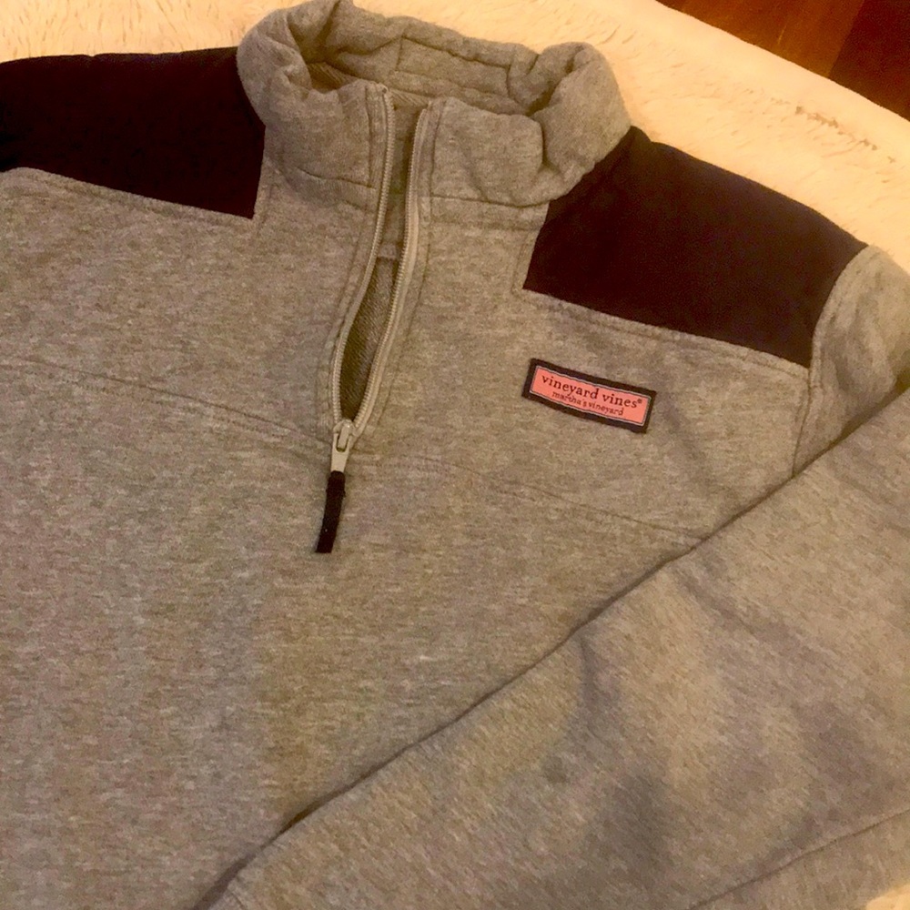 Vineyard vines boys shep shirt size XL